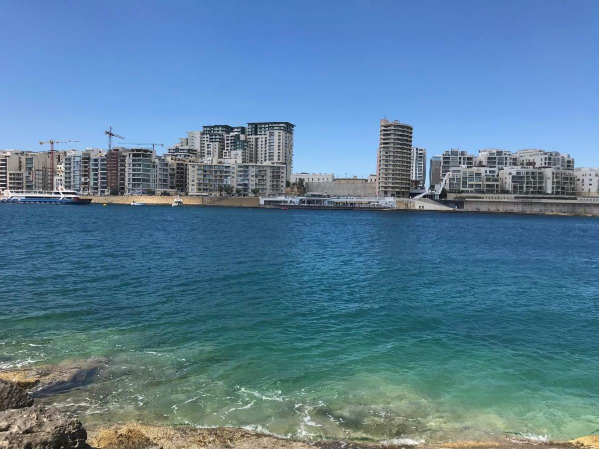 Pilgrim'S Rest Apartments Gzira Екстер'єр фото