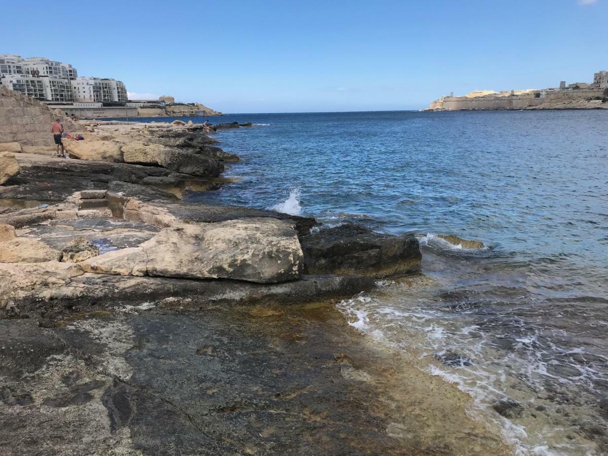 Pilgrim'S Rest Apartments Gzira Екстер'єр фото