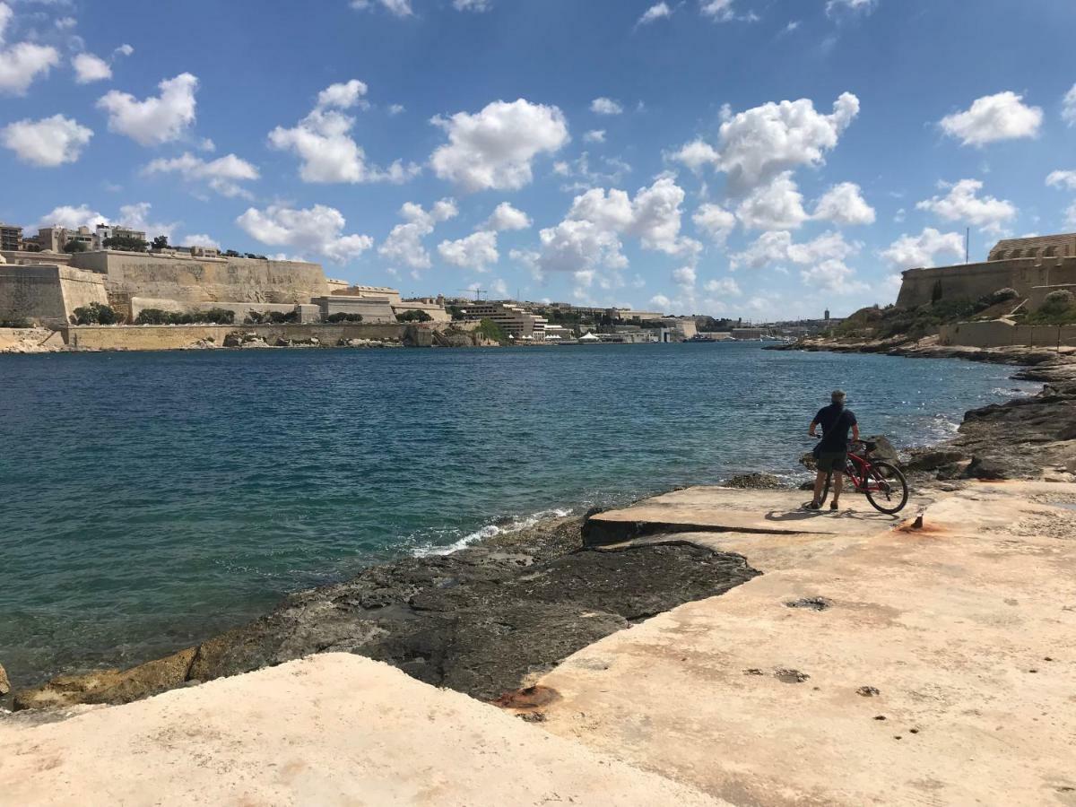 Pilgrim'S Rest Apartments Gzira Екстер'єр фото